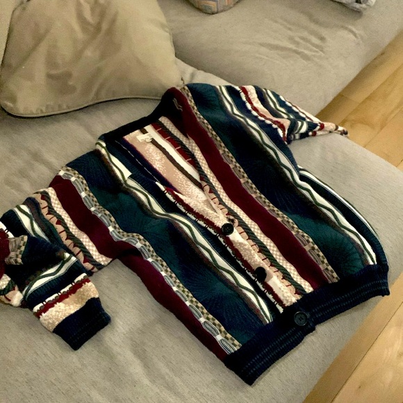 Coogie like. Flash $79